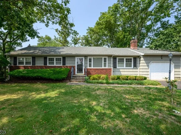 300 Evergreen Dr, Brick Twp., NJ 08723