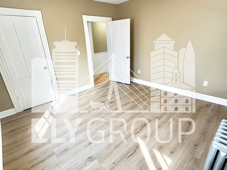 30 Spruce St #1 — Photo 7