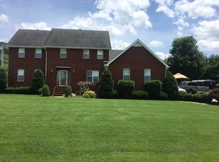 25 Crescent Blvd, Carthage, TN 37030