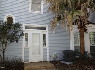 928 Courthouse Rd, Gulfport, MS 39507