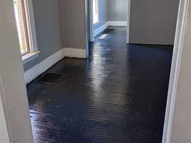 122 N Cole St — Photo 6