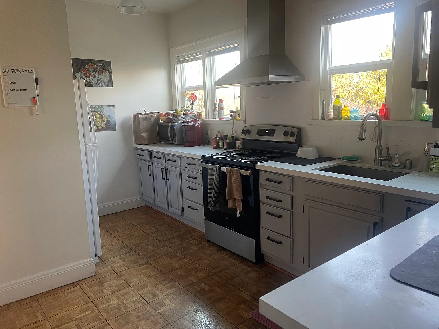 8 bed, 2600 sqft, $10,700 — Photo 3