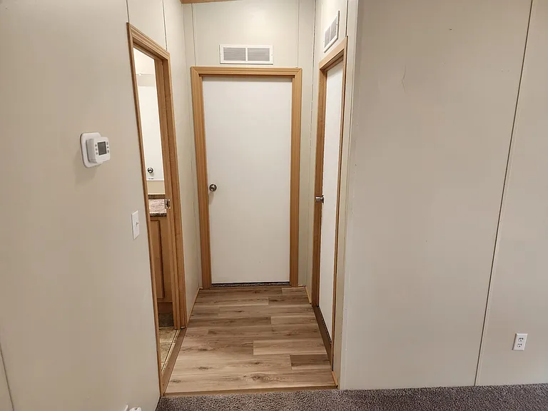 1044 Hamlets Chapel Rd — Photo 18