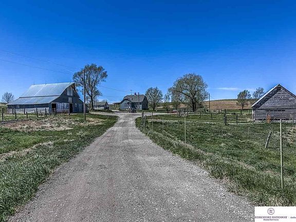 2nd image of 2955 County Road J