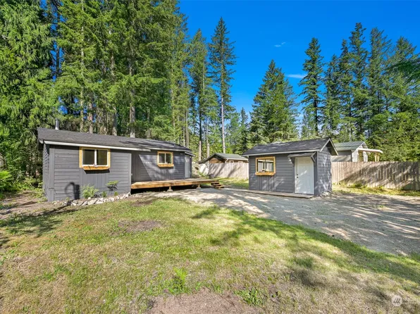 8471 Golden Valley Drive, Maple Falls, WA 98266