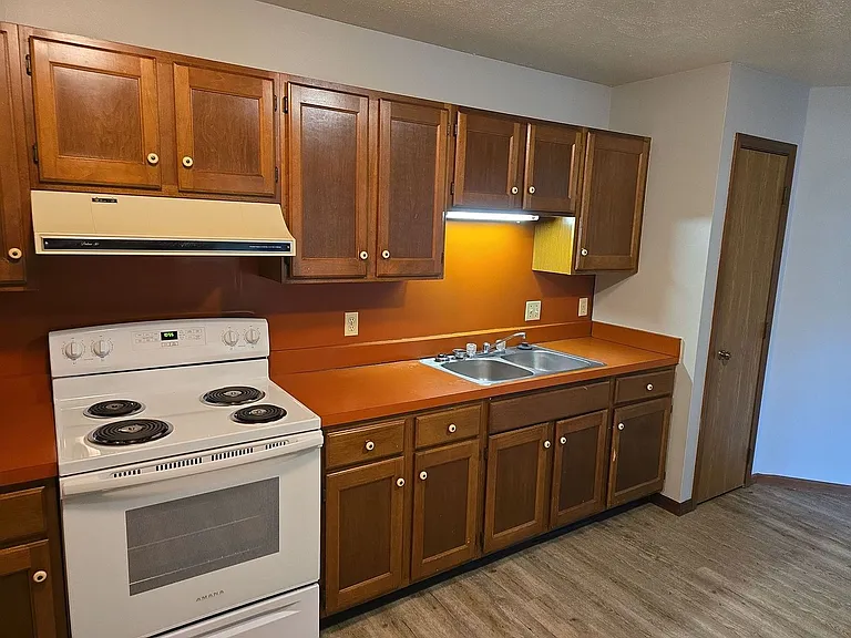 Lynnwood Apartments — Photo 37