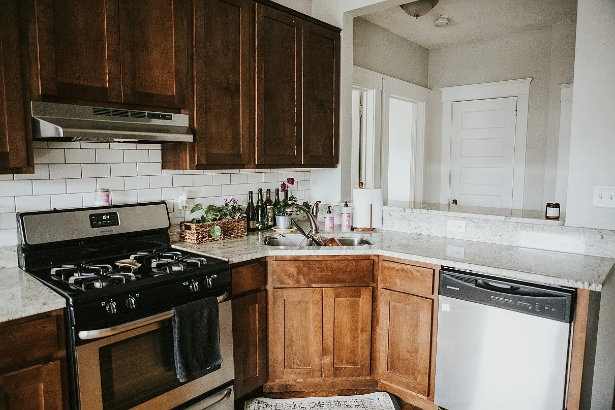 2601 Hennepin Ave — Photo 1