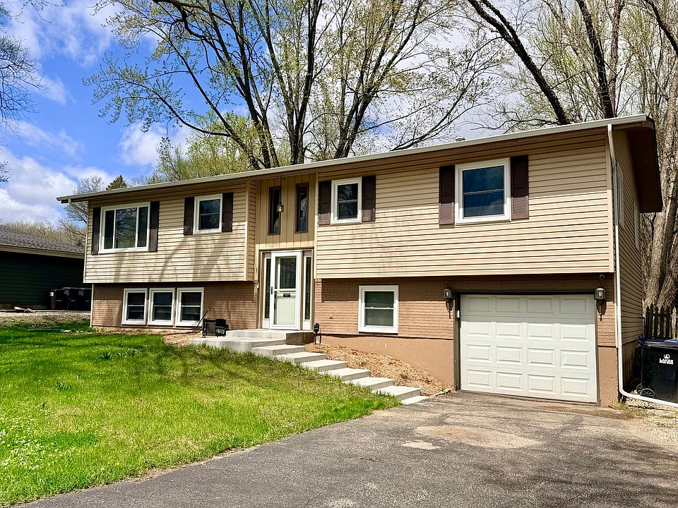 1st image of 2704 Myang Ave