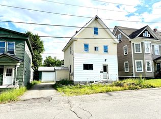 84 Pine St, Millinocket, ME 04462