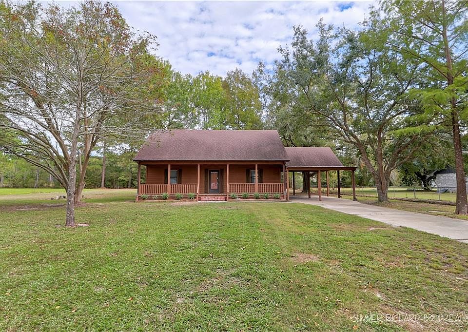 1st image of 230 Cob Cir