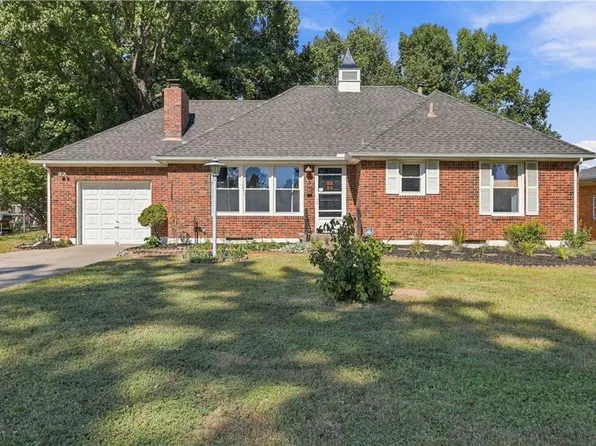 12004 E 48th St, Kansas City, MO 64133