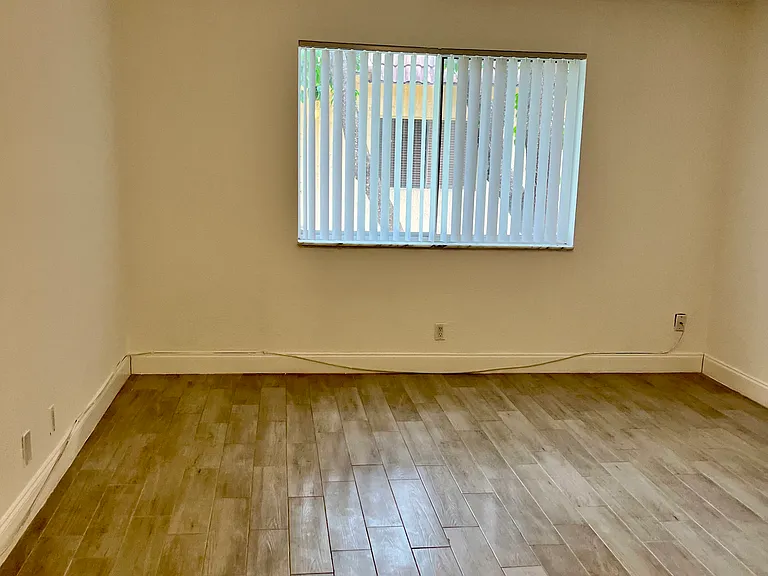 178 Lakeview Dr #201 — Photo 21