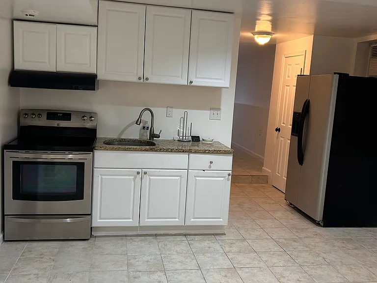 200 Colesville Manor Dr — Photo 4