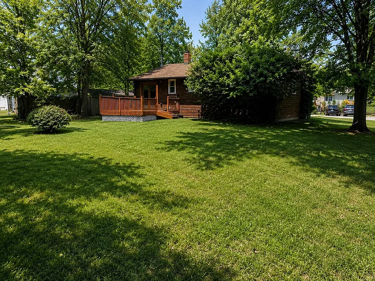 27 Midway Dr — Photo 12