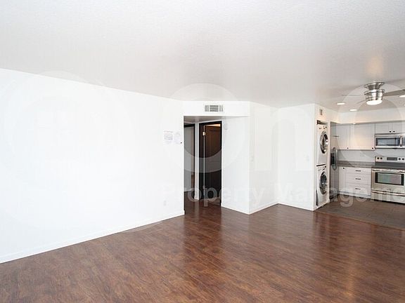 4th image of 3635 N 37th St Unit 6