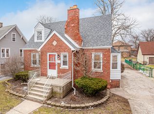 18281 Roy St, Lansing, IL 60438