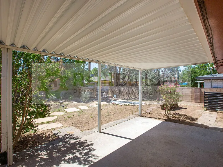 8304 Dellwood Rd NE — Photo 21