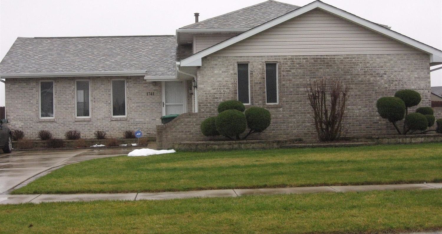 1741 Colorado St, Hobart, IN 46342 Zillow
