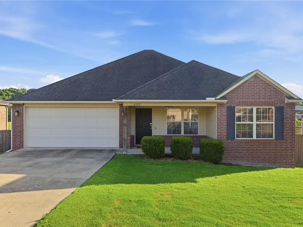 6353 Cord Ave, Springdale, AR 72762