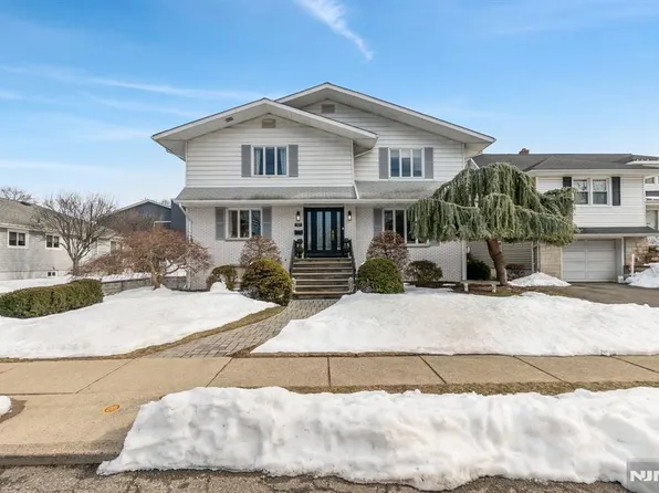 212 Burton Ave, Hasbrouck Heights, NJ 07604