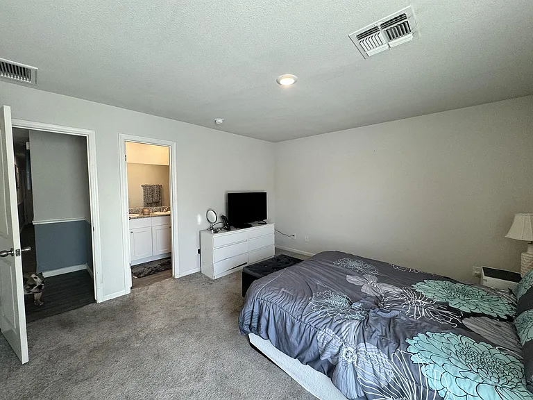 2402 Sandpiper Dr — Photo 12