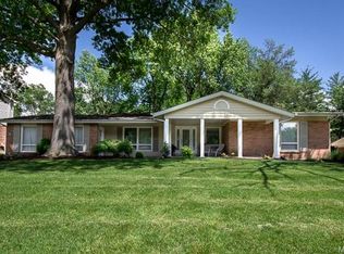 408 Tamarack Dr, Ballwin, MO 63011