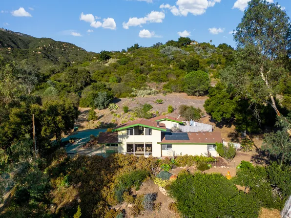 1972 Las Canoas Rd, Santa Barbara, CA 93105