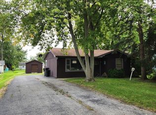 843 W Windsor Ave, Crete, IL 60417