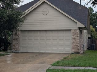 930 Sycamore Ridge Ln, Houston, TX 77073