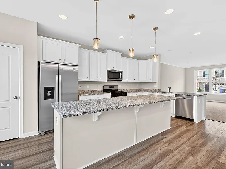 1017 Flester Ln — Photo 14