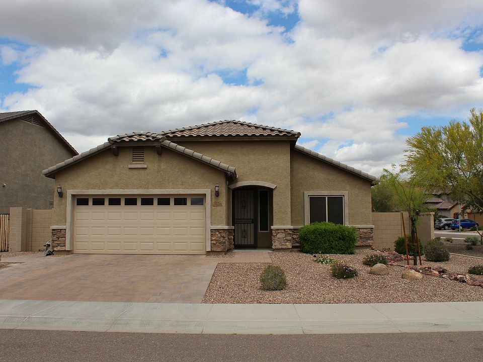 1st image of 10736 W Lariat Ln