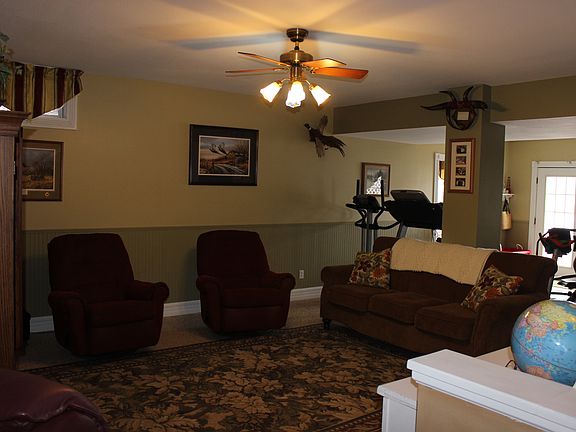 basement sitting area