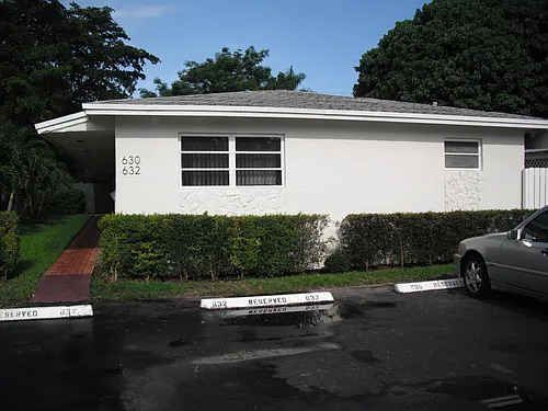 630 SW 7th Ave #12 Photo 1
