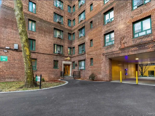 1480 Parkchester Road, Bronx, NY 10462