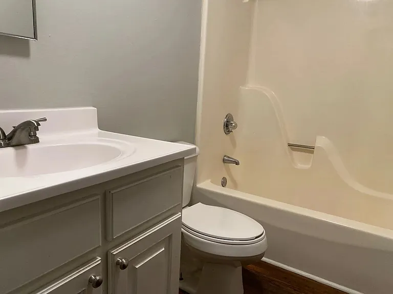 25 Rossfield Cv #L — Photo 6