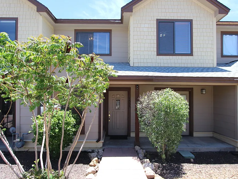 1535 E Payton Way — Photo 3