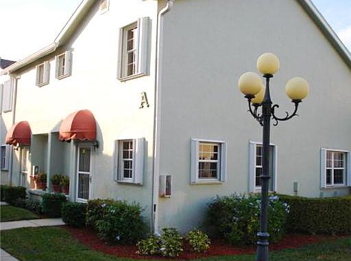 2nd image of 311 Waterside Dr