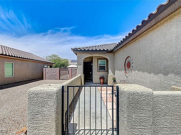 3rd image of 3307 Forestina Ct