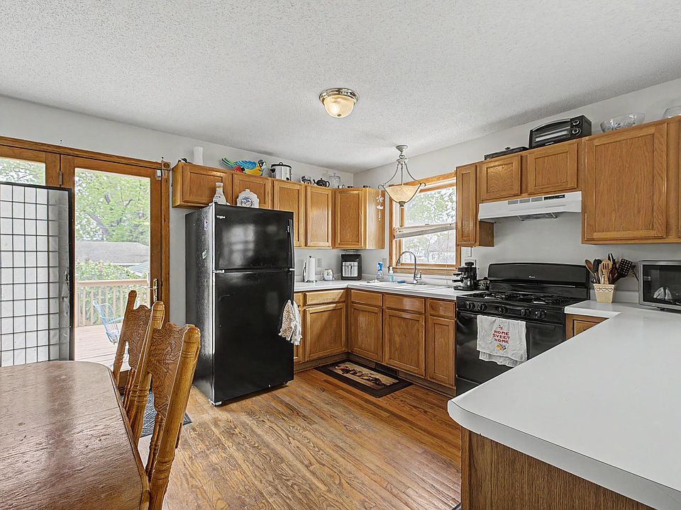 1st image of 1484 Hazelwood St