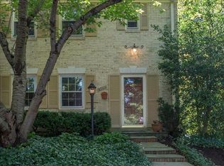 9700 Cardinal Rd, Fairfax, VA 22030