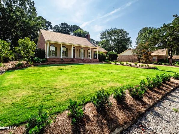 220 Lakeshore Dr, Madison, MS 39110