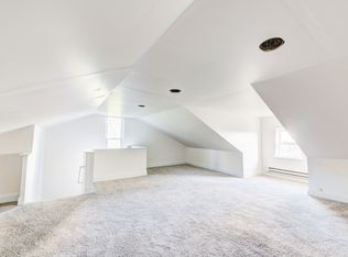 633 McLain St, Pittsburgh, PA 15210