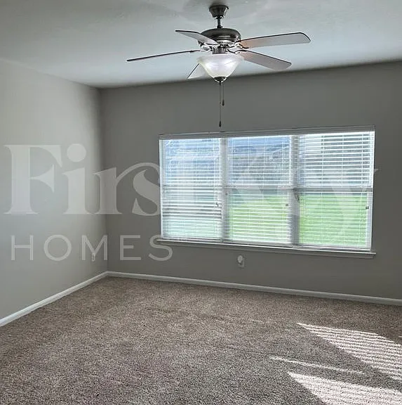 8911 Durham Manor Ln — Photo 2
