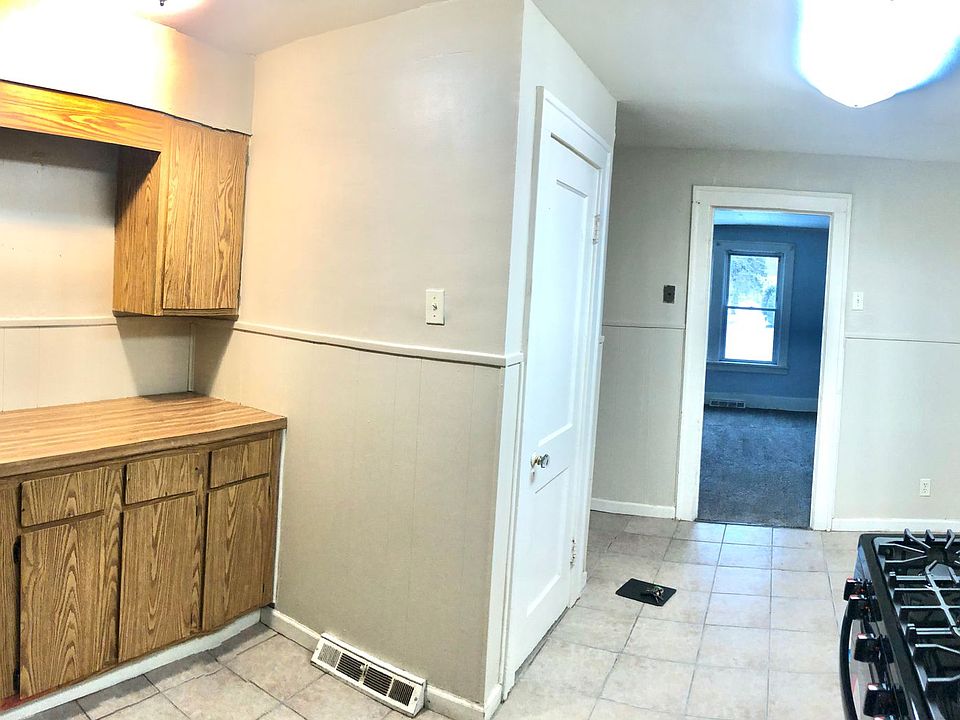 169 Nassau 169 Nassau Ave Kenmore NY Zillow