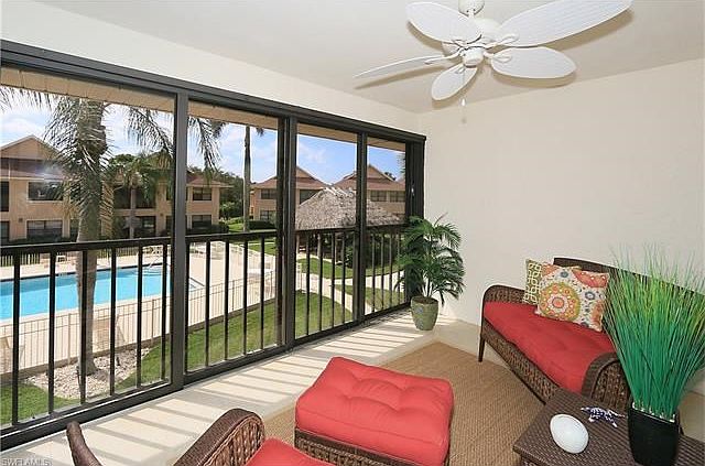 View-Pool, Chickee Hut & manicured grounds. Protective film on slider provides privacy.