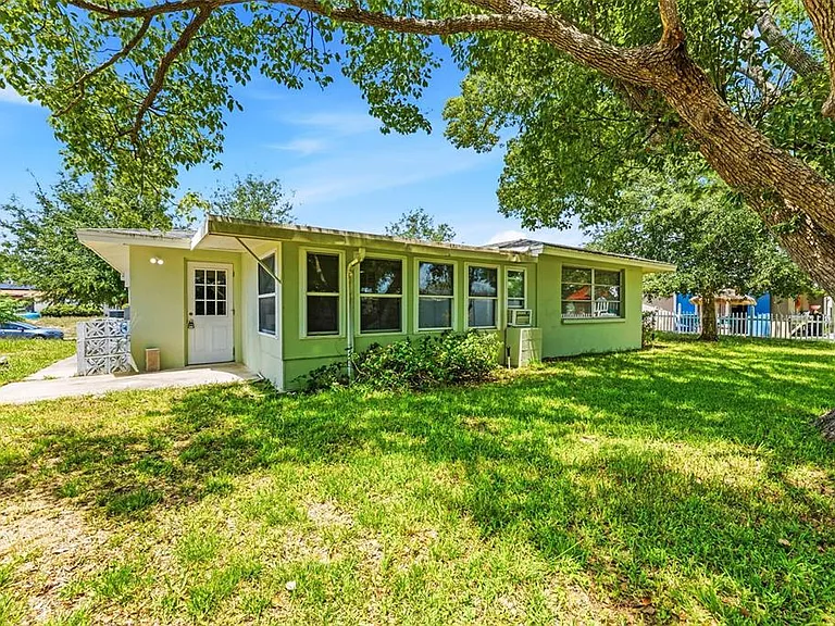 7814 Talisman Dr — Photo 31