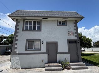 219 W Dixie Hwy #B, Dania, FL 33004