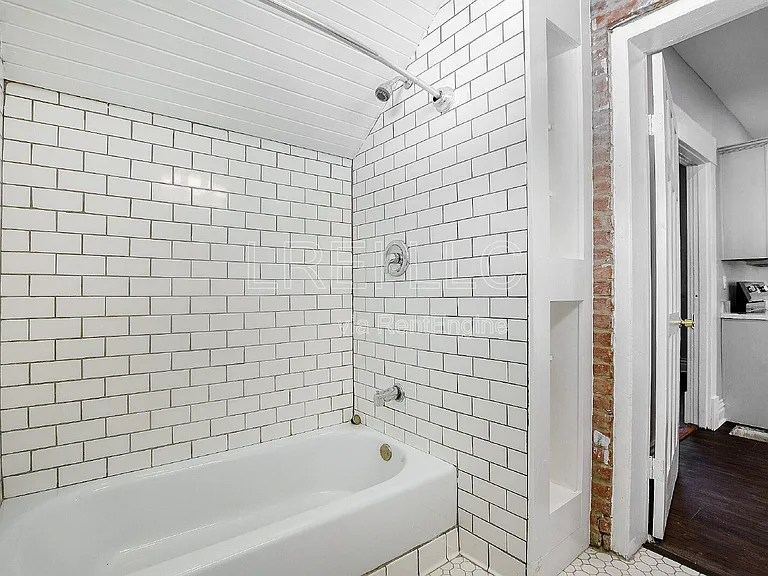 1661 Story Ave #1 — Photo 9