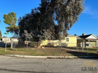 420 Troy St, Bakersfield, CA 93306