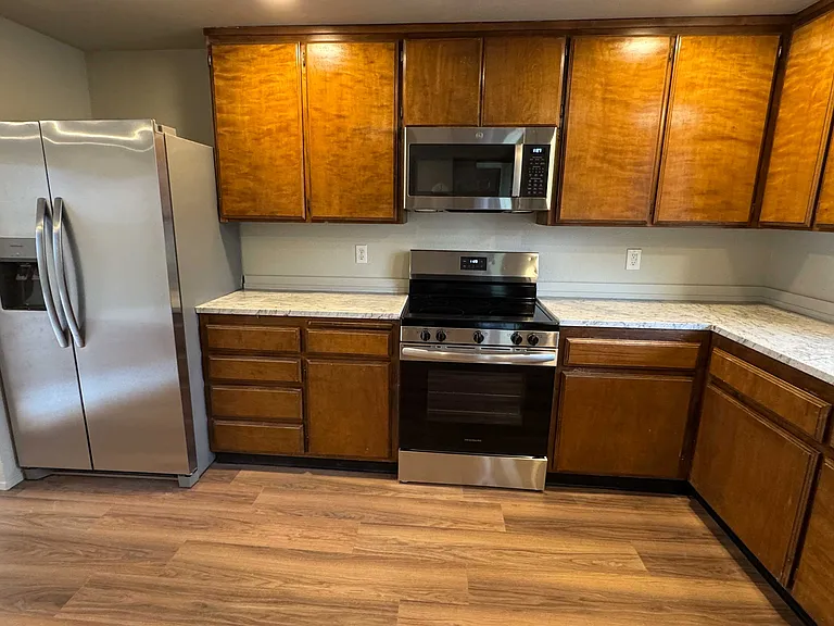 8022 47th Ave NE #3 — Photo 9